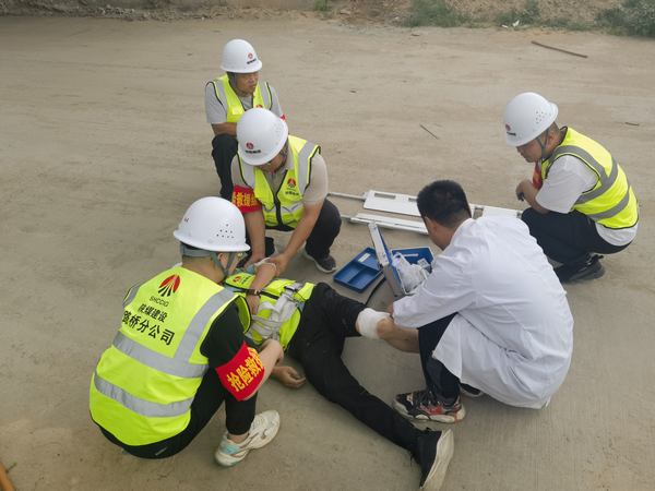 陜煤建設(shè)路橋分公司多形式開展2024年安全生產(chǎn)月系列活動(dòng) 陜煤建設(shè)路橋分公司多形式開展2024年安全生產(chǎn)月系列活動(dòng)